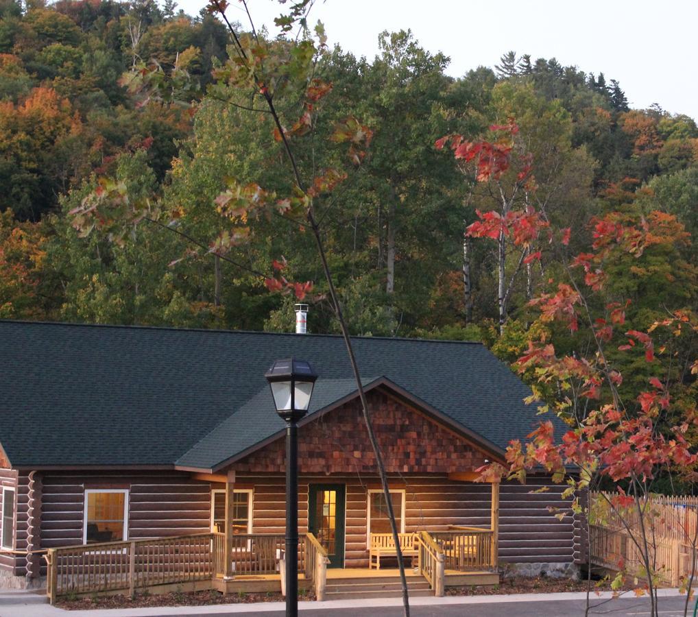 Rippling River Resort Marquette Exterior photo